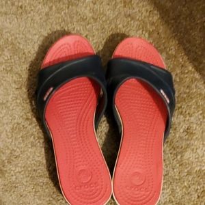 Crocs slip on wedge heel blue and red size 7